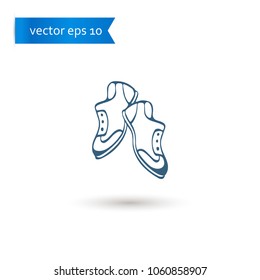 shoes. shoes icon. shoes vector. flat style. sign design vector. sign design. Vector EPS 10