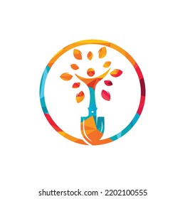 Viñeta con el diseño del logo del vector del árbol humano. Plantilla de diseño del logotipo del entorno verde del jardín.	