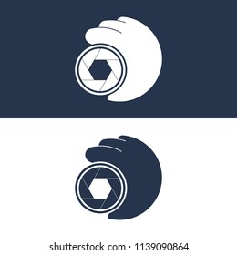 Shutter in hand photography logo