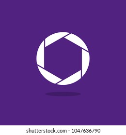 Shutter icon logo sign.