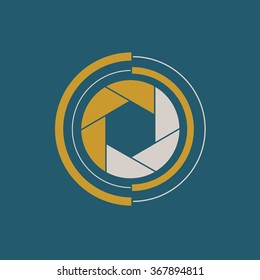 Shutter icon logo. Vector shutter sign.