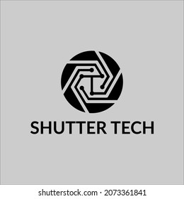 Shutter icon with T letter inside logo design illustration