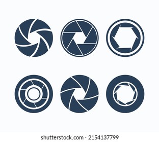 Obturador de imágenes de iconos con el logotipo de la cámara. Diafragma de lente de cámara. Lentes ópticas, obturador de cámara de foco, imágenes.