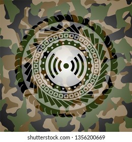 signal icon on camo pattern