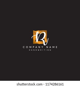 signature R logo