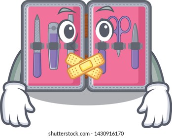 Silent manicure kit in the character shape