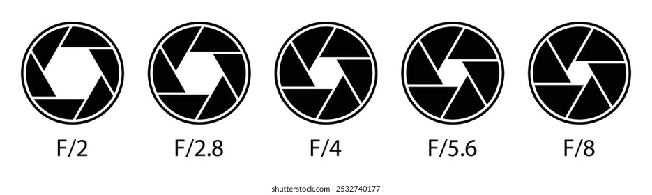 Silhouette camera lens diaphragm collection. Camera shutter icons set in black color. Photo camera icons. Camera photography icons. Lens aperture, photo shutter, photo lens, shutter lens isolated set.