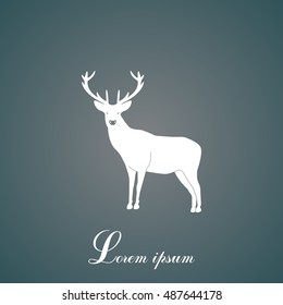 silhouette deer with great antler 
