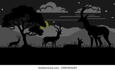 Silhouette der Landschaft einer Savanne in Afrika in der Nacht mit einem Berghintergrund und bewölktem Himmel, vom Mondlicht beleuchtet