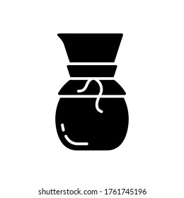 Silhouette Pour por encima de la cafetera. Icono de esquema. Caca para preparar café. Tomar bebidas a goteo. Ilustración simple negra de un frasco de vidrio redondo con corbatas. Emblema vectorial aislado plano, fondo blanco