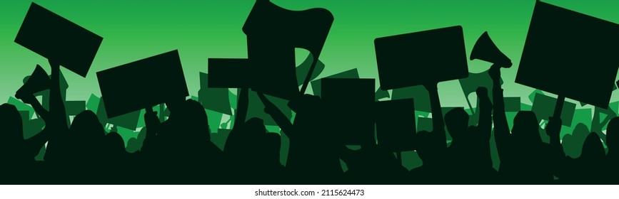 Silhouette de una multitud protestando con banderas y carteles. Llamamiento a representantes del poder estatal, cambio en la situación política. Vector