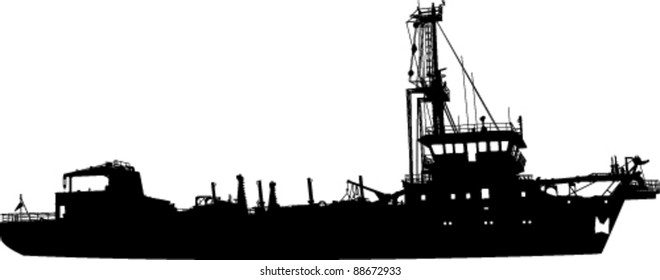 Silhouette of the sea ship
