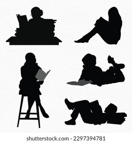 Silhouettes de la gente leyendo libros de pie, sentados y tumbados ilustraciones vectoriales