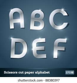 Alfabeto plateado para los diseñadores. EPS10 vectores. Sin malla.