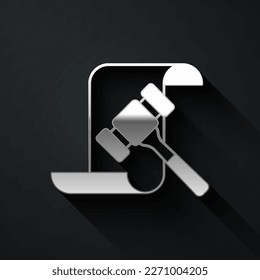 Silver Auction hammer icon isolated on black background. Gavel - hammer of judge or auctioneer. Bidding process, deal done. Auction bidding. Long shadow style. Vector