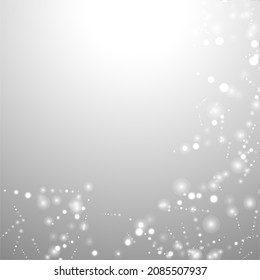 Fondo de Navidad de Bokeh Plateado. Nieve se lanza sobre el gris claro. Diseño de vectores borrosos. Fondo de invierno de vacaciones con efecto de resplandor y superposición. Decoración navideña de temporada.
