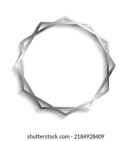 Marco decorativo de círculo plateado con sombras y resaltes aislados en un fondo blanco.