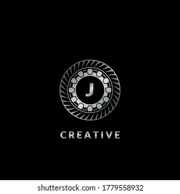 Logotipo de letra de Velg J de Gear Círculo Plateado para diseño de plantillas vectoriales de automoción y tecnología.