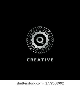 Silver Circle  Gear Velg Q Letter Logo for automotive and technology vector template design.