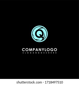 Simple abstract circle green Q logo letter creative design concept