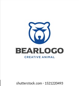Simple Bear Head Logo illustration . Grizzly bear Head Logo design inspiration