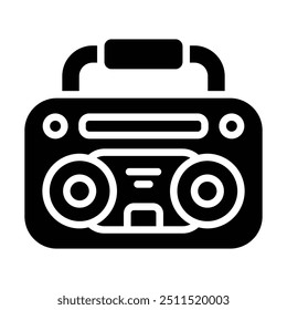 Simples ícone sólido Boombox. O ícone pode ser usado para sites, modelos de impressão, modelos de apresentação, ilustrações, etc