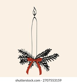 Decoración sencilla de velas con ramas de pino y una cinta roja que añade calidez a un ambiente acogedor durante las festividades de invierno
