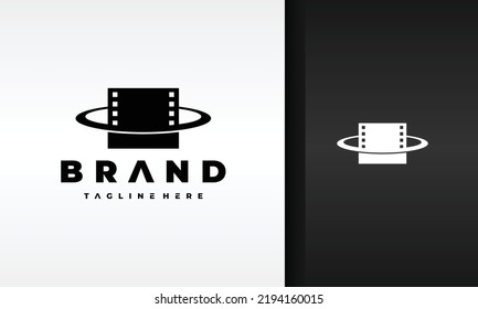 simple cinema ring circle logo