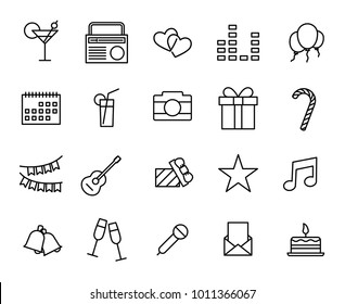 Simple collection of holiday related line icons. Thin line vector set of signs for infographic, logo, app development and website design. Premium symbols isolated on a white background.