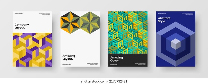 Colección simple de plantillas de diseño de vectores de portada corporativa. El mosaico brillante forma el conjunto de conceptos de la postal.