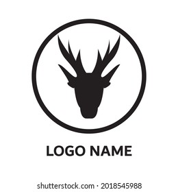 Simple deer head logo design illustration.