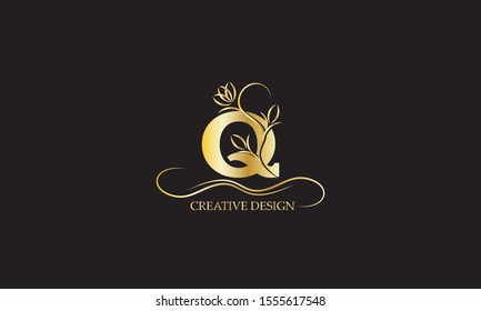 Simple and elegant floral monogram design template with letter Q. Elegant logo design. Vector illustration