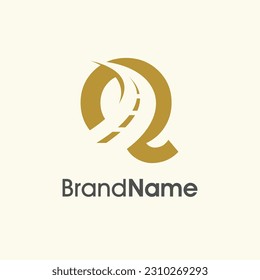 Diseño de logotipo de Ilustración simple y elegante Icono de Road Way combinado con Q inicial en color dorado.
