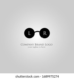el sencillo y elegante logotipo de la letra c