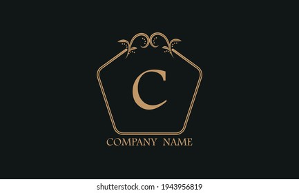 Un sencillo y exquisito monograma con la letra C del alfabeto. Puede ser utilizado como logotipo para una empresa, boutique, restaurante, negocios.