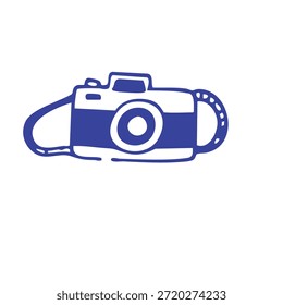 Eine einfache, handgezeichnete blau-weiße Illustration zeigt eine klassische Kamera mit einem Gurt, die die Fotografie darstellt und Erinnerungen aufnimmt.