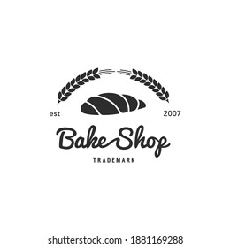 Simple Homemade Bakery Logo Badge Template. Organic Bread Shop Vector and Label Design Inspiration