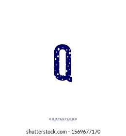 simple ice blue monogram Q logo letter isolated on white background vector illustration