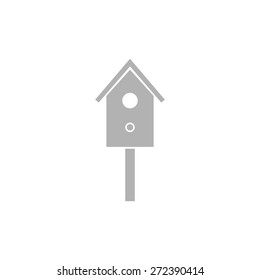 Simple icon house birds.