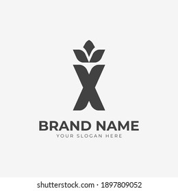 Simple Letter X Crown King Queen Logo Vector Template suitable for personal logo, fashion, beauty, or jewelry brand