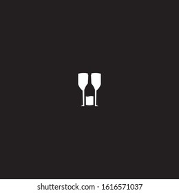 Simple logo for bars / restaurants. The design by combining 2 cups and a drink bottle in it. Unique and modern concept.