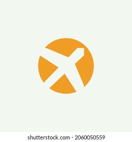 logotipo de avión simple y moderno
