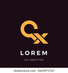 Design simples do logotipo QX da cor laranja ou dourada