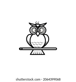 Simple outline vector illustration line art owl icon illustration . Isolated on white background.