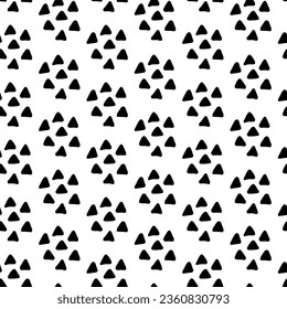 Simple pattern with triangles doodles hand drawn. Seamless vector minimalistic pattern on white background. Doodle print