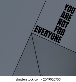 Diseño de citas simples con las palabras "no eres para todos"