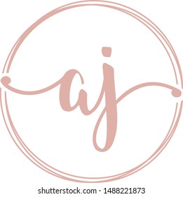 simple round letter logo design

