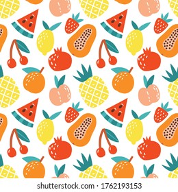 Simple seamless pattern with colorful doodle fruits: pineapple, orange, strawberry, papaya, watermelon, banana, pear, peach, lemon. Modern and original textile, wrapping paper, wall art design. 