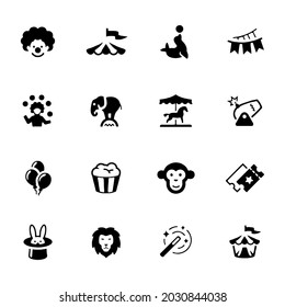 Conjunto simple de iconos vectores relacionados con el circo. Contiene íconos como carpa de circo, animales salvajes, globos, carrusel y más.