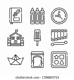 Simple Set kindergarden Vector line Icons 